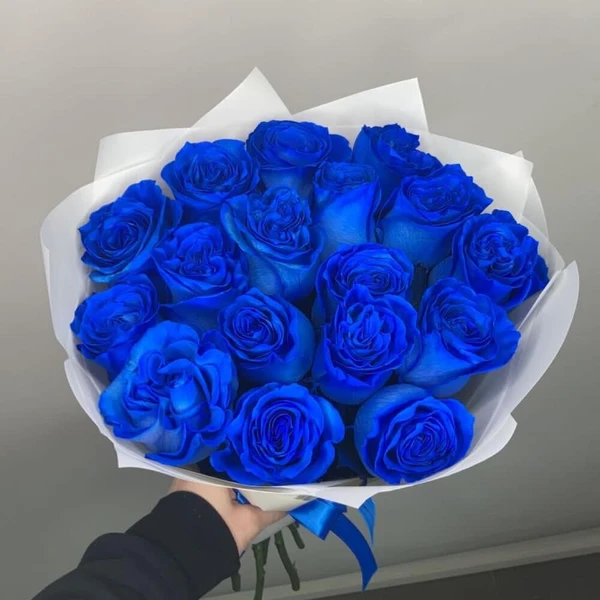 Букет из 15 синих роз